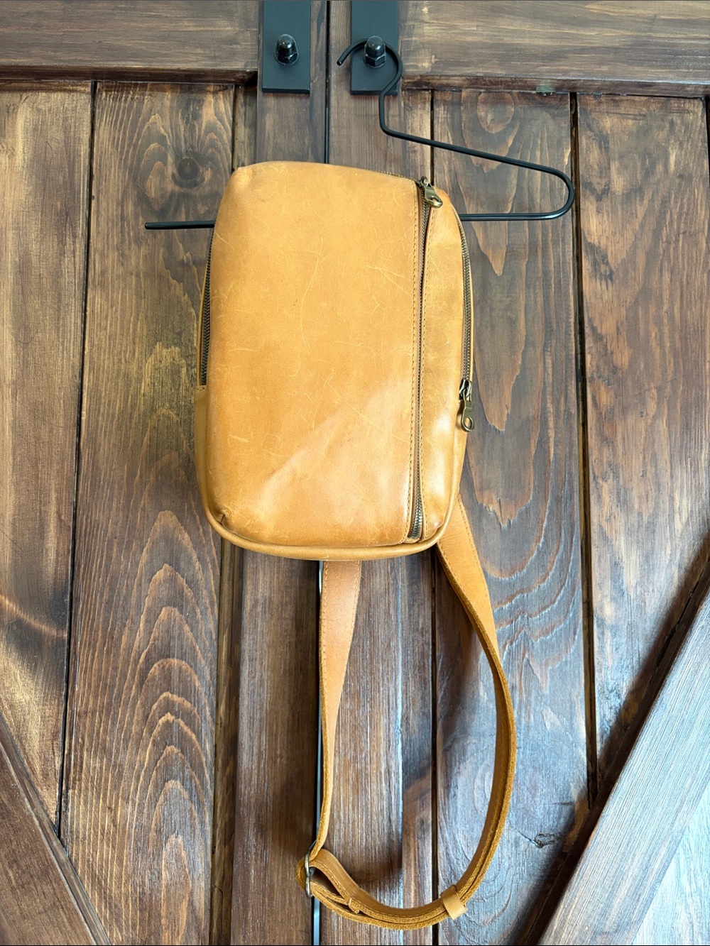 Minimal Leather Crossbody Sling Bag in Tan